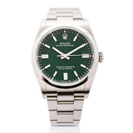 1244Rolex Oyster Perpetual 41mm Green Dial 124300 – GB10309M