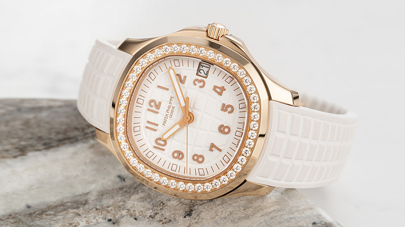 Diamond Watch: Patek Philippe Aquanaut 5268/200R with a bezel housing 48 diamonds