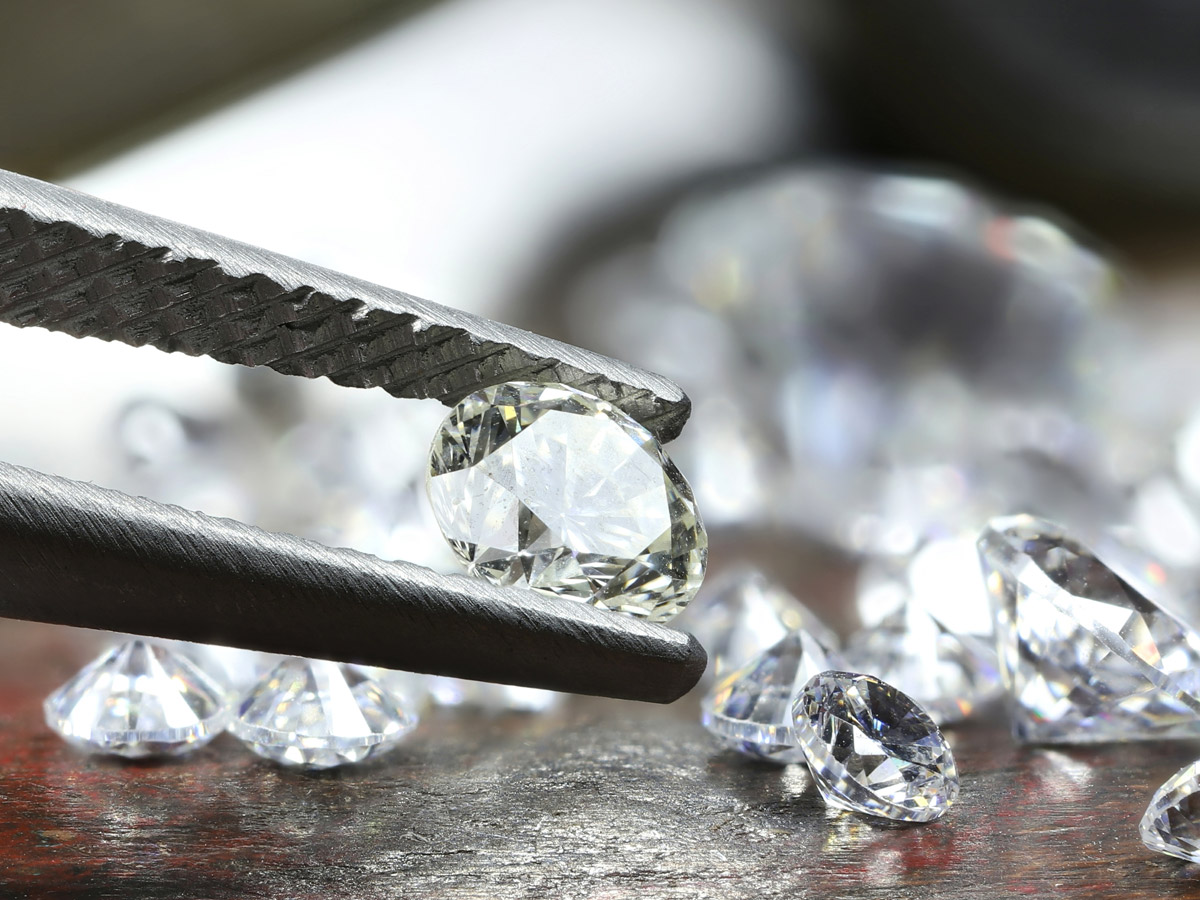 4 Cs of Diamonds Explained All you need to know!